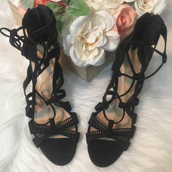 Vince Camuto Black Shoes - Picture 3 of 7